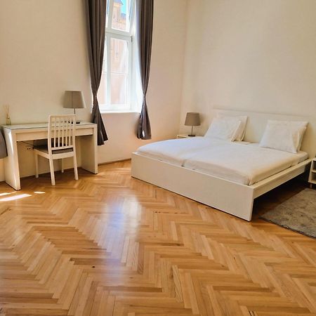 Halasz 2-Bedroom Apartment Near Castle, Free Public Parking Nearby Budapest Exterior photo